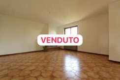 Ampio appartamento in bifamiliare