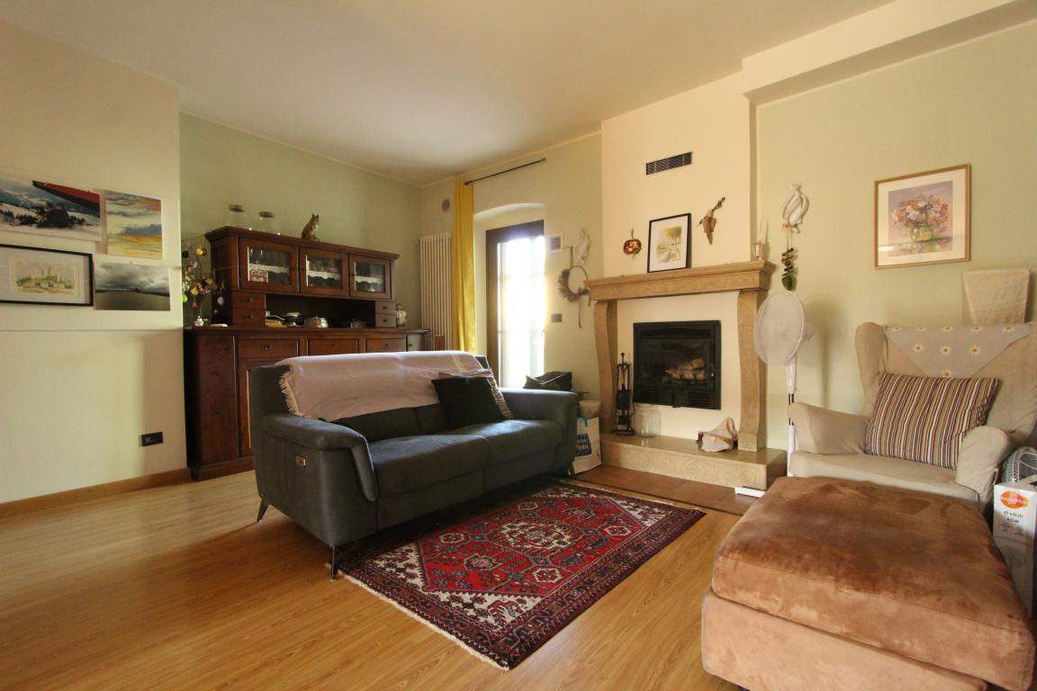 Tricamere con balcone