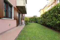 Bicamere con giardino privato