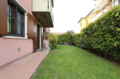 Bicamere con giardino privato
