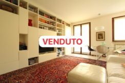 Bicamere con giardino privato